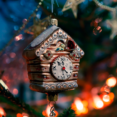 Елочная игрушка часы аватарка ватсап