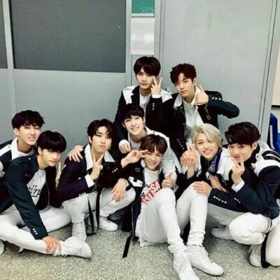 Stray Kids группа ватсап