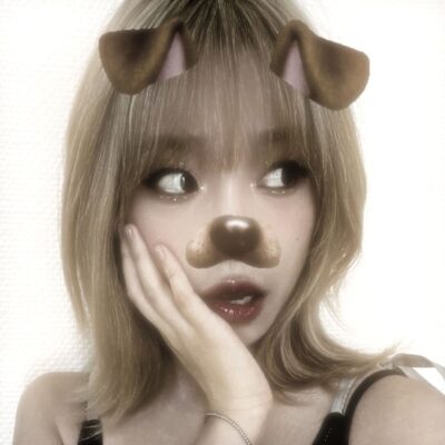 girs Aura группа ватсап