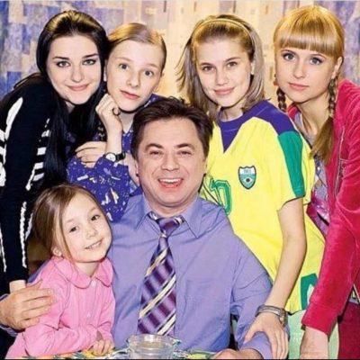 Ролка по папиным дочкам группа Ватсап