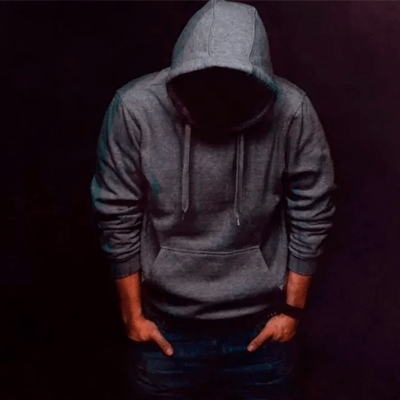 Парень в капюшоне аватарка ватсап